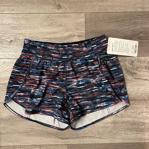 Lululemon Tracker Short V, NWT, size 8